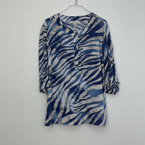 JM collection Woman’s zebra print Linen Blouse Sz 12 - Picture 2 of 11